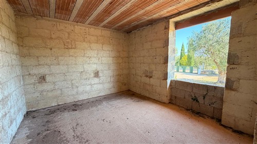 Fabbricato A Rustico Di Tre Vani & Acc., Antico Vano In Pietra E Veranda